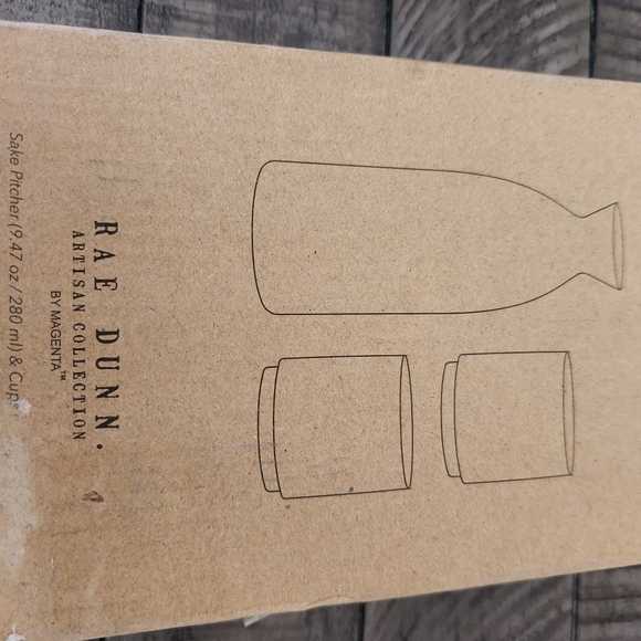 RAE DUNN Sake Set black pitcher and cups NEW IN BOX - Picture 3 of 3